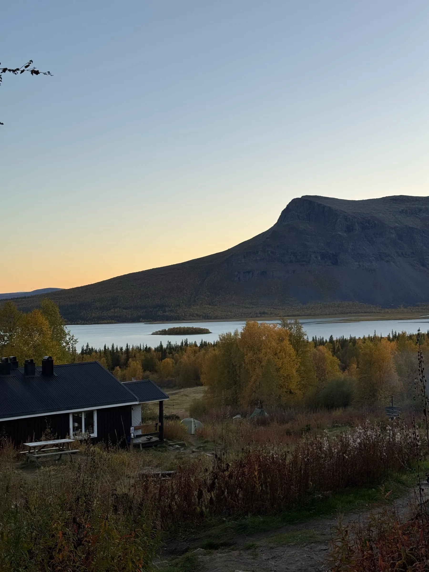 Campsite / cabin area at Aktse